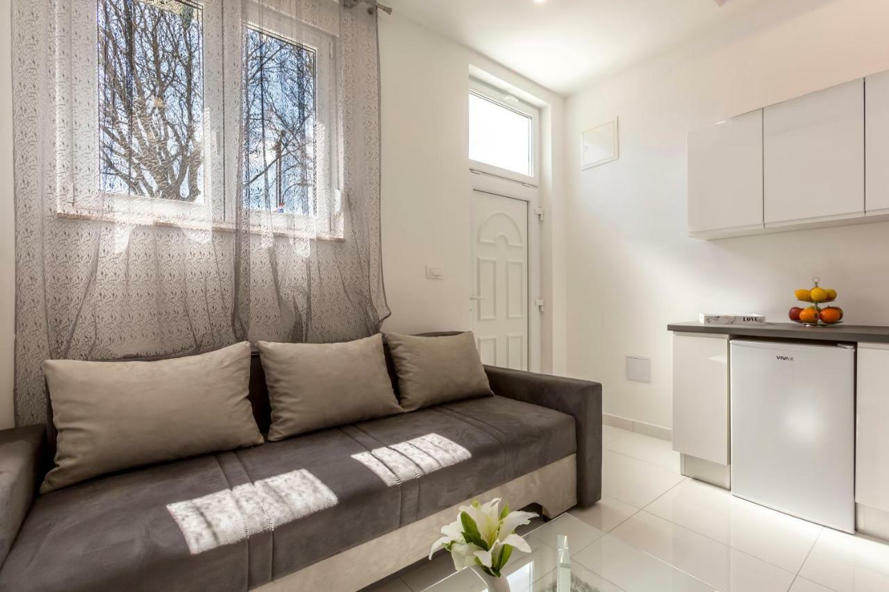 Studio Apartments Twins Split Eksteriør billede