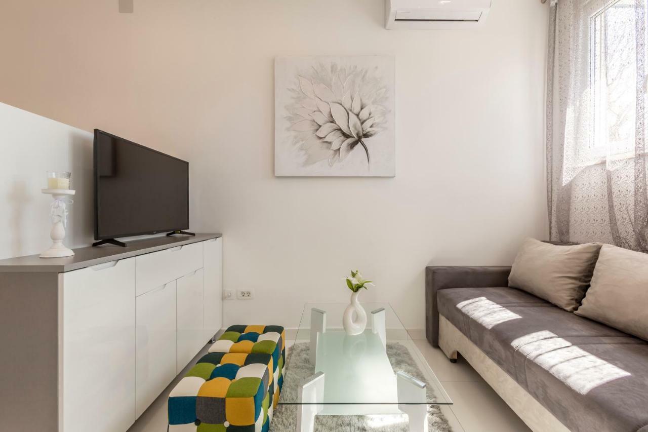 Studio Apartments Twins Split Eksteriør billede